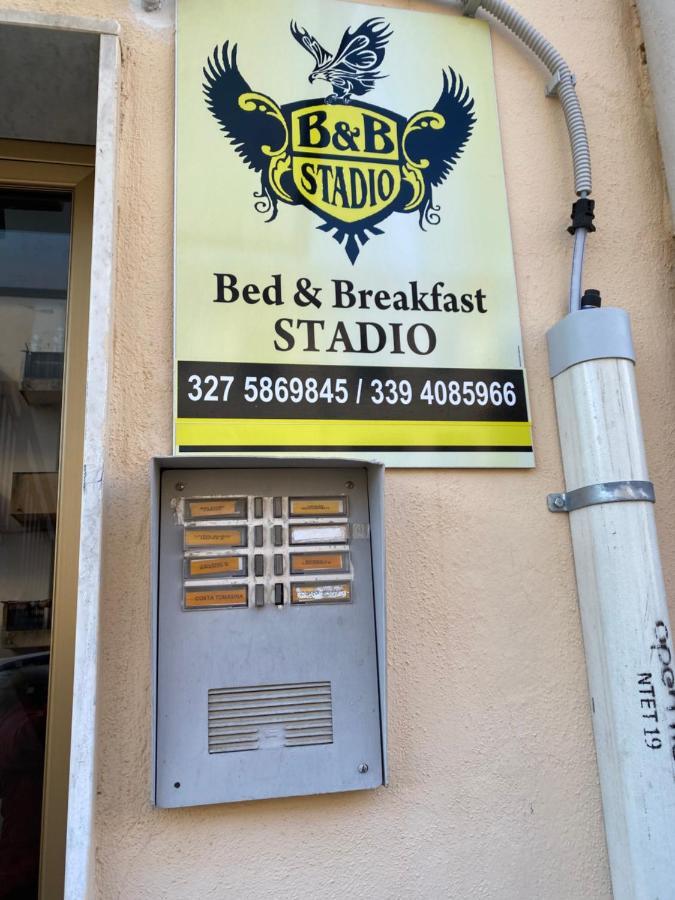 B&B Stadio กาตันซาโร ภายนอก รูปภาพ